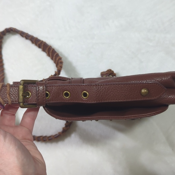 Isabella Fiore Italian Leather Crossbody - Picture 9 of 15